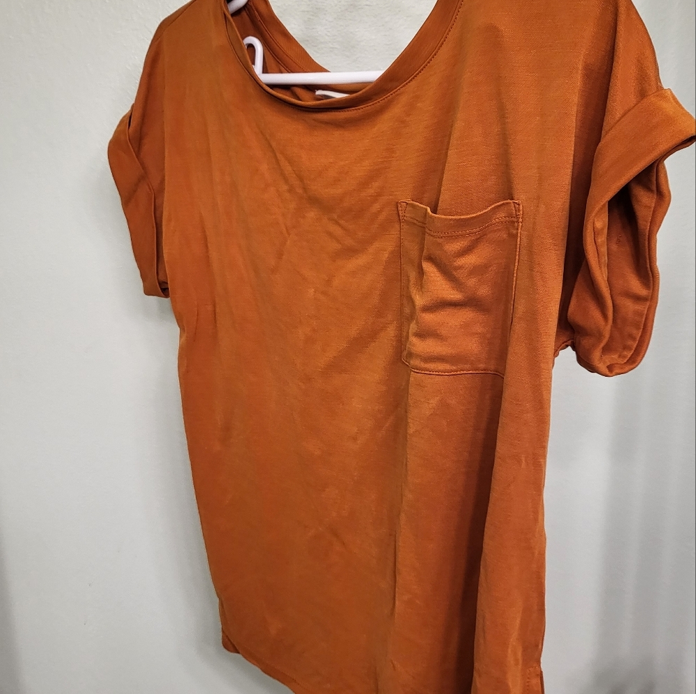 Orange T-shirt